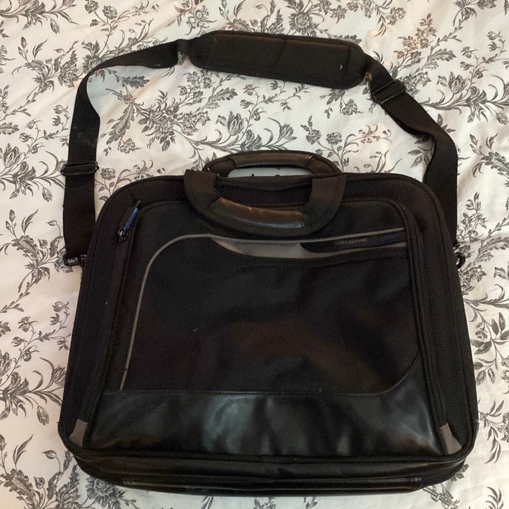 Targus Laptop bag black and gray